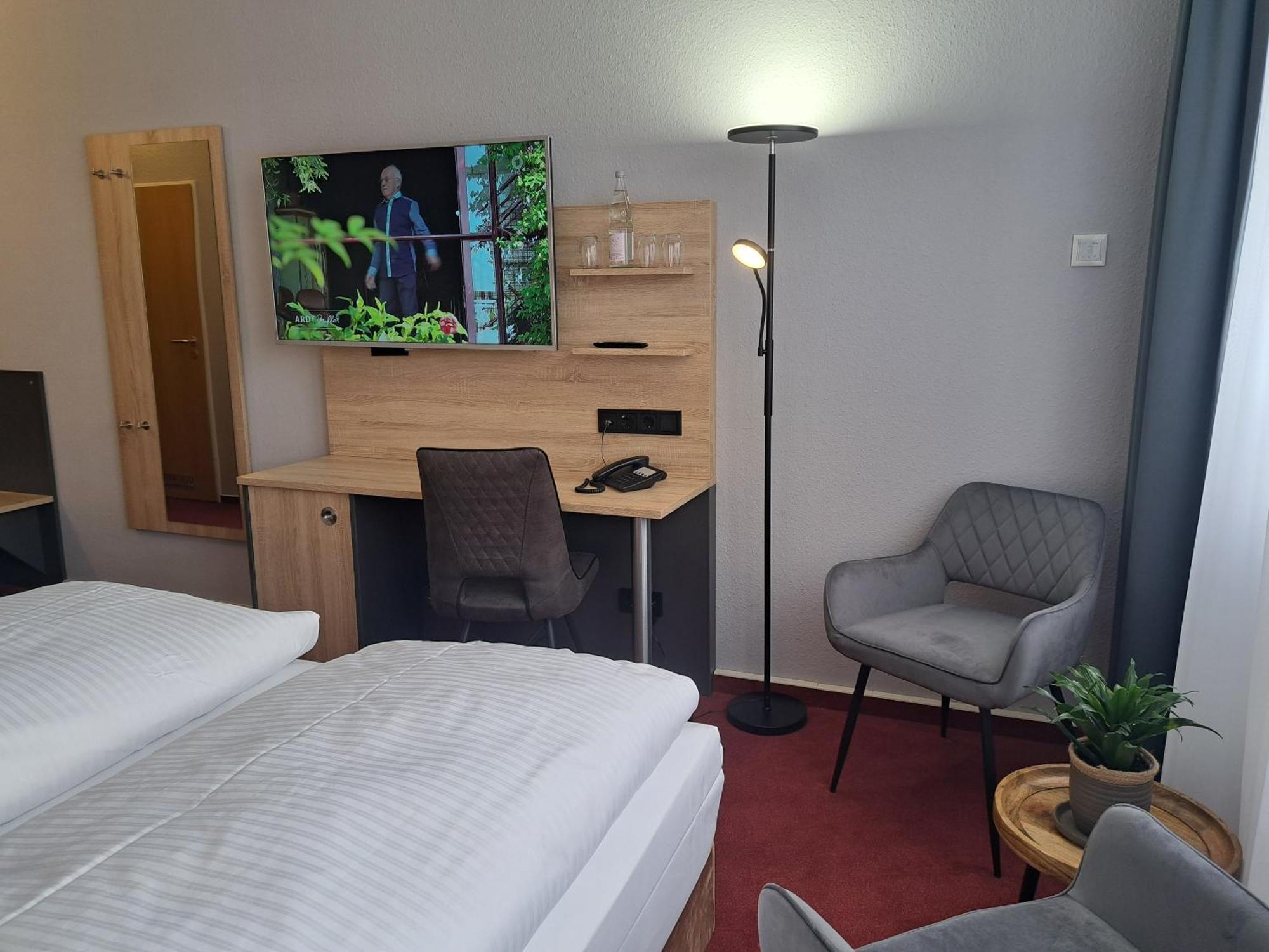 Best Western Comfort Business Hotel Duesseldorf-Нойс Экстерьер фото